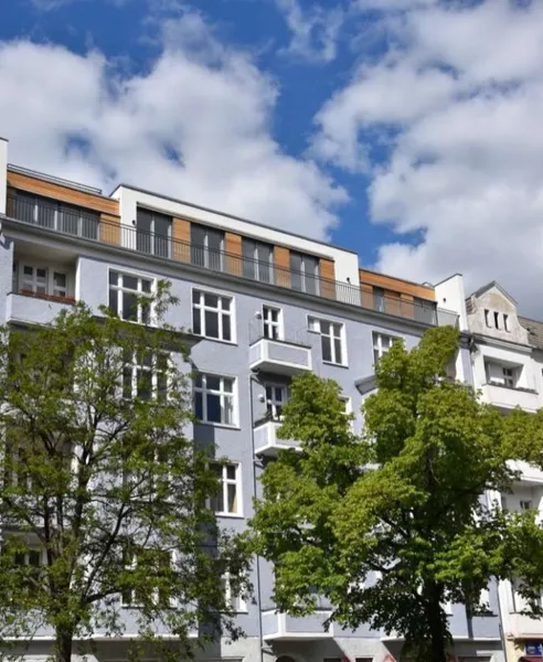 1-Zimmer-Wohnung - Parkett, Einbauküche, Wannenbad - BT So. 06.09./Uhrzeit: auf Anfrage — photo 1